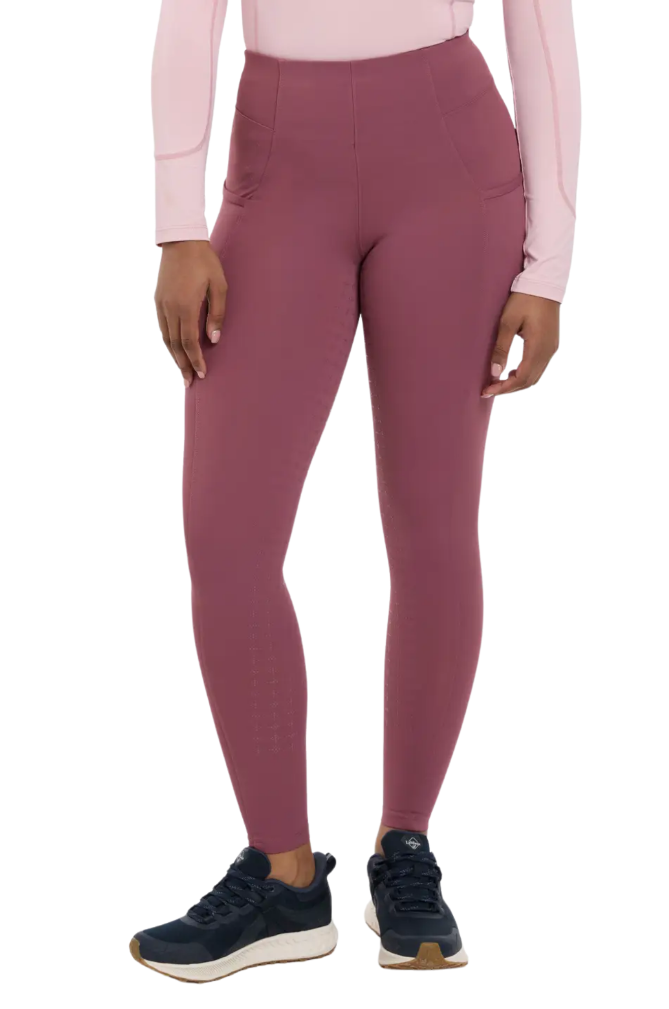 Naomi_Pull_On_BreechDISC