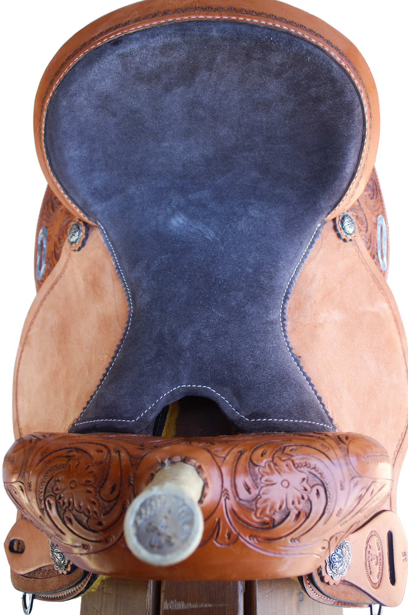 Circle J Barrel Saddle Light Oil/Suede Seat