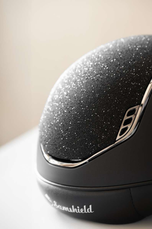 20_Miss_Shield_Shadowmatt_Fast_Custom_Helmet
