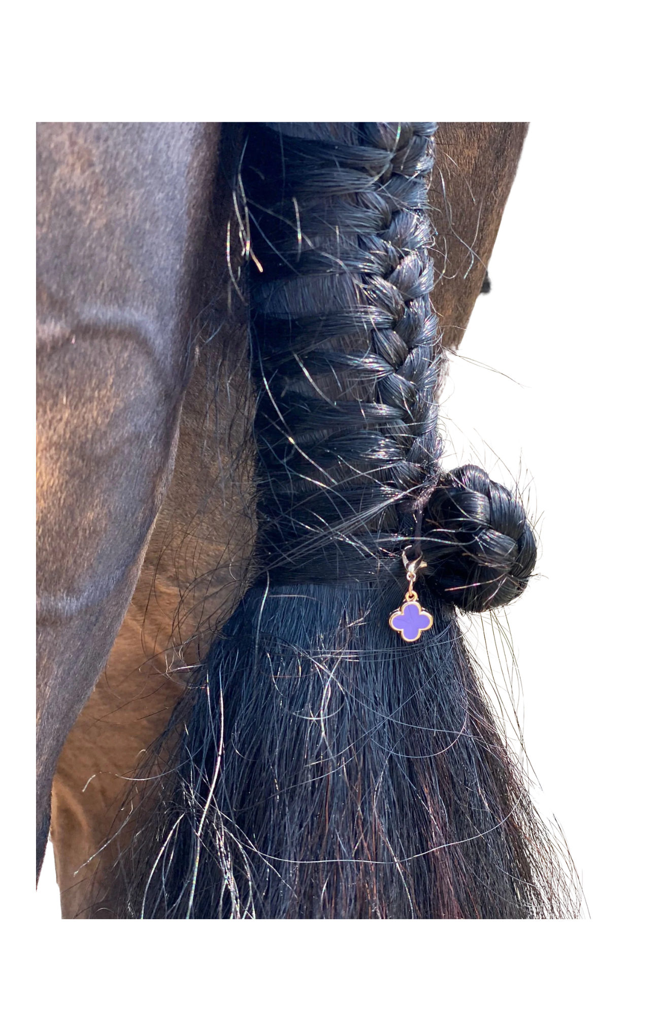 The perfect finishing touch of luck for your winning look!  