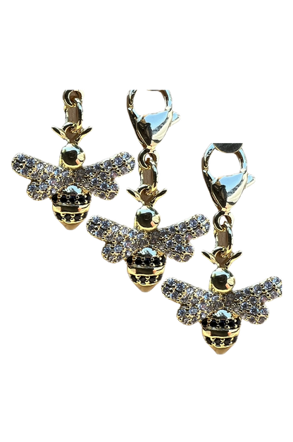 The perfect finishing touch of luck for your winning look!  