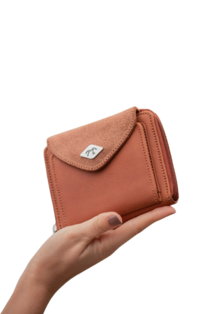 Penelope_Clemence_Wallet