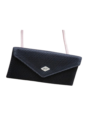 Penelope_Mesh_Phone_Pocket