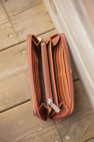Penelope_Vittoria_Wallet