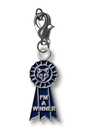 Pinfamous_Fox_Charm