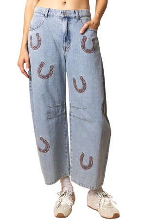Horse Shoe Emb Denim Barrel Jeans