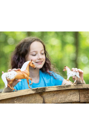 Effortless Grace Horse & Foal Set