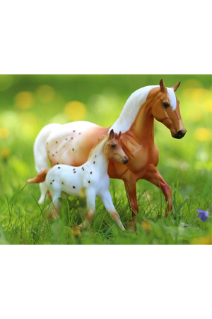 Effortless Grace Horse & Foal Set